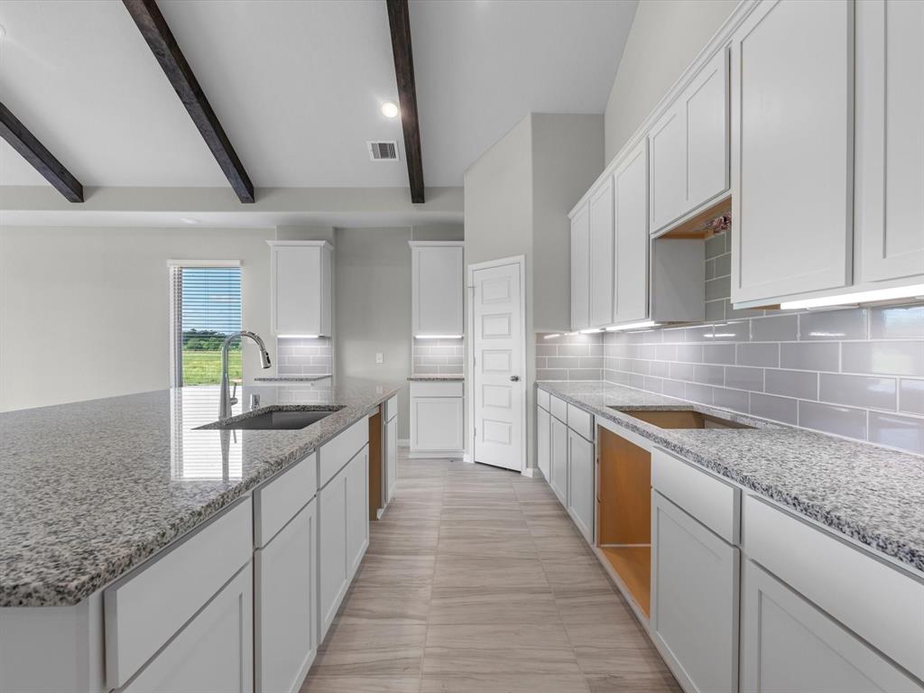 421 County Road 3081, Cleveland, Texas image 10