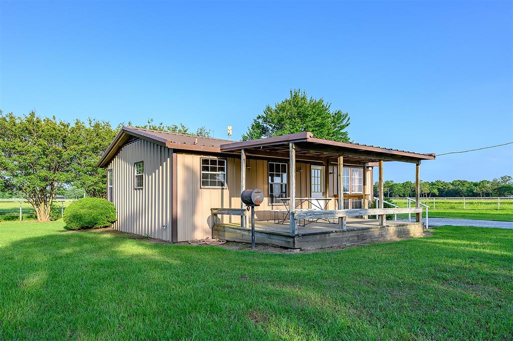 1085 County Road 1960, Yantis, Texas image 32