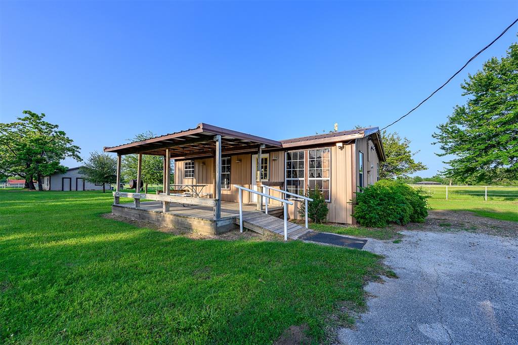 1085 County Road 1960, Yantis, Texas image 31