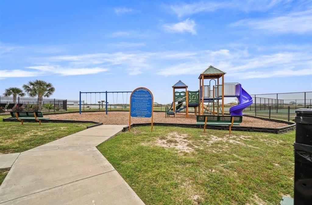2929 Hammock Ct, Palacios, Texas image 3