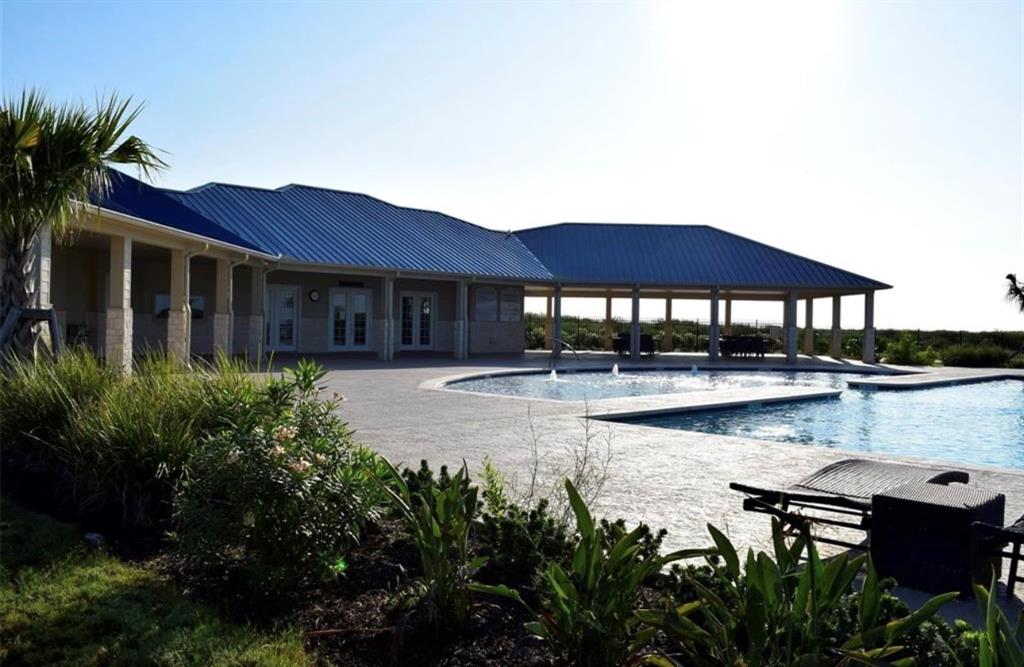 2929 Hammock Ct, Palacios, Texas image 4