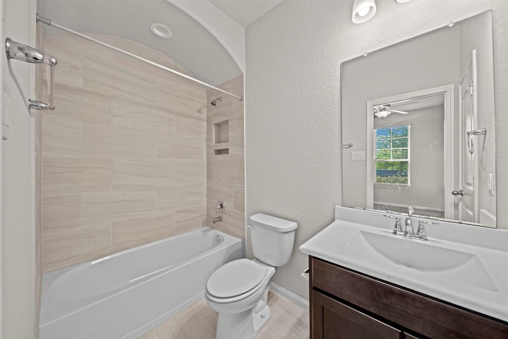 15423 Hopkins Cedar Drive, Humble, Texas image 13