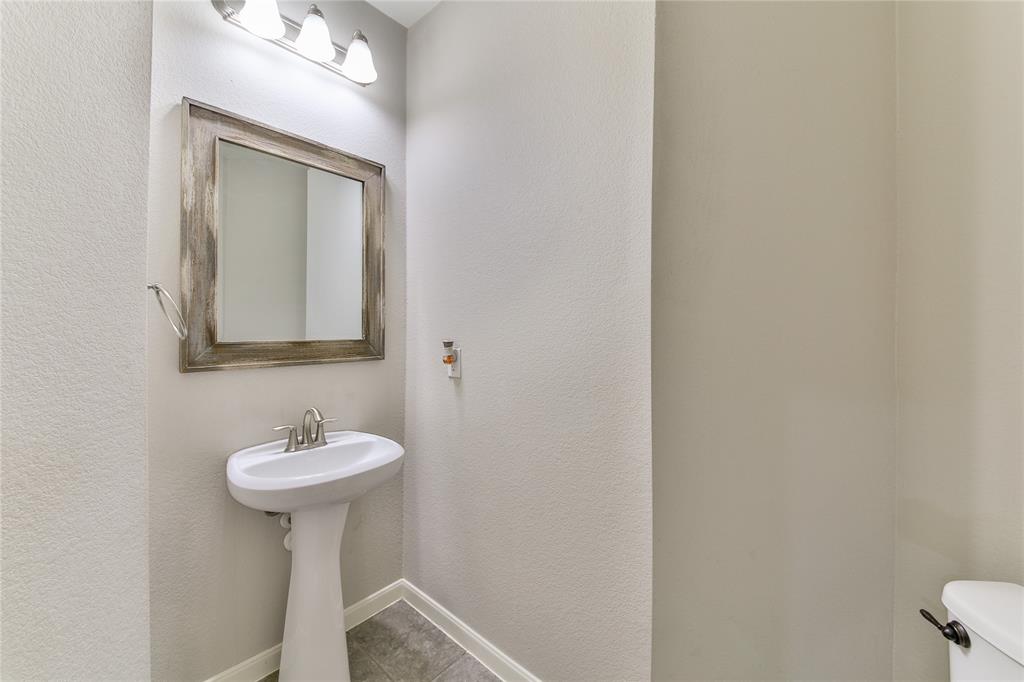 20922 Warwickshire Drive, Tomball, Texas image 18