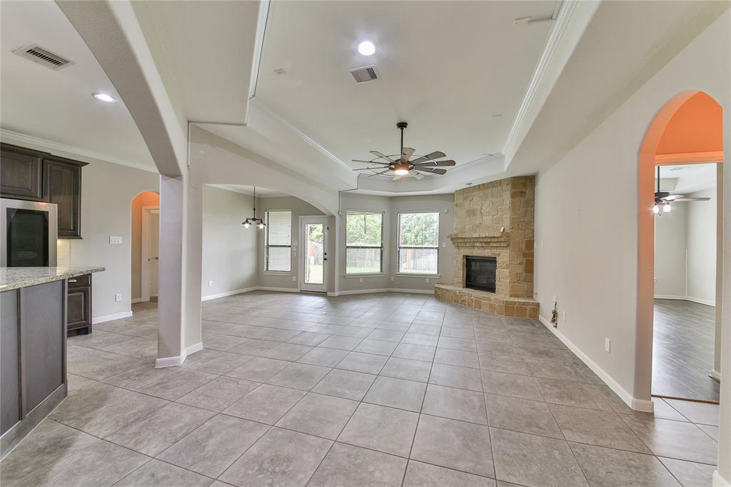20922 Warwickshire Drive, Tomball, Texas image 11