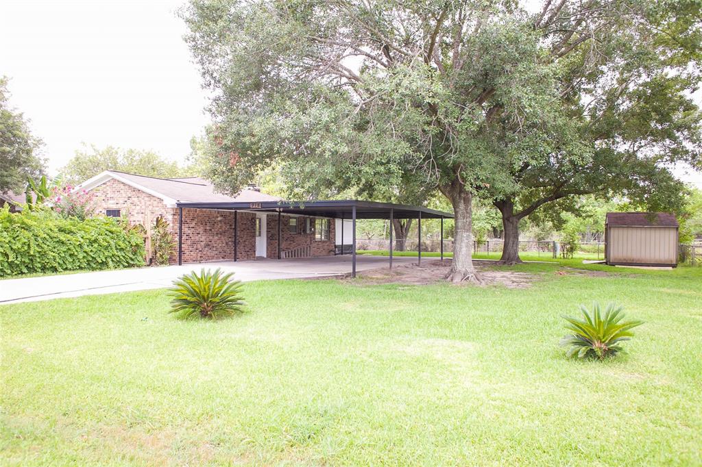 912 Robinson Road, La Porte, Texas image 4