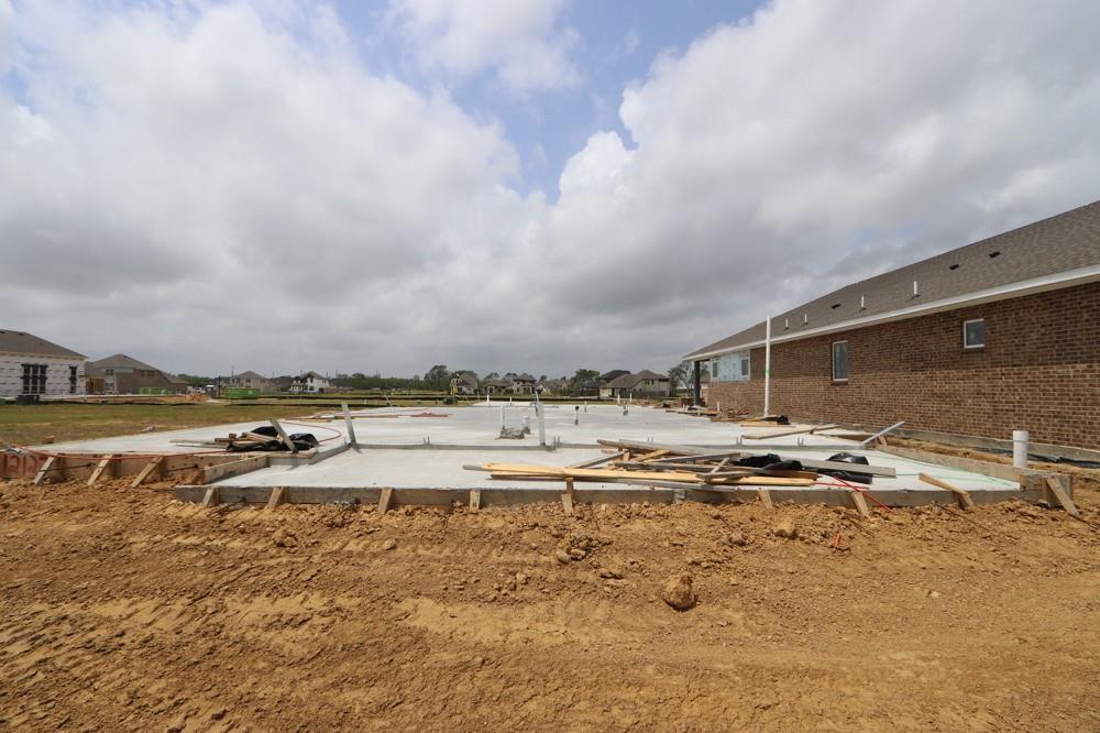 12127 Canal View Boulevard, Mont Belvieu, Texas image 9