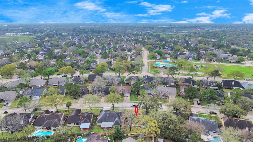 4915 Pecan Grove Dr