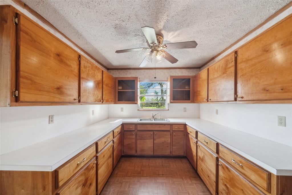 8152 Lenore Street, Houston, Texas image 13