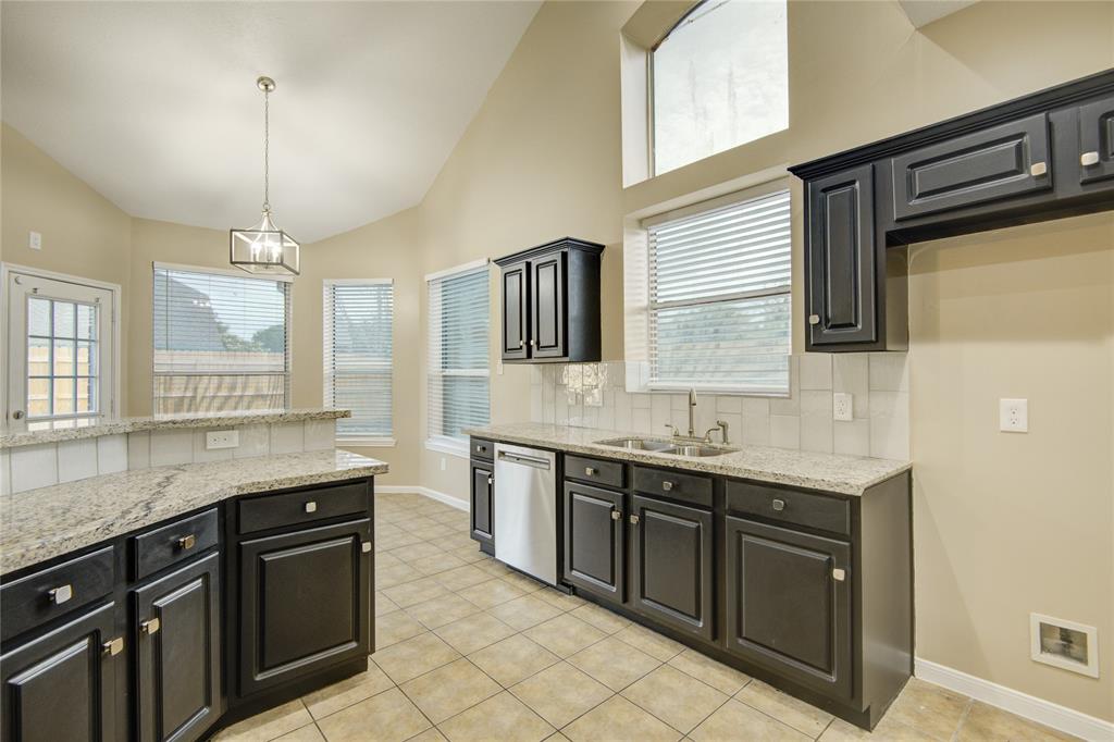10900 Spruce Drive, La Porte, Texas image 15