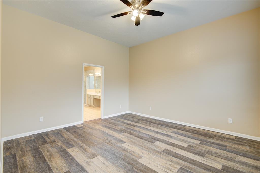 10900 Spruce Drive, La Porte, Texas image 22