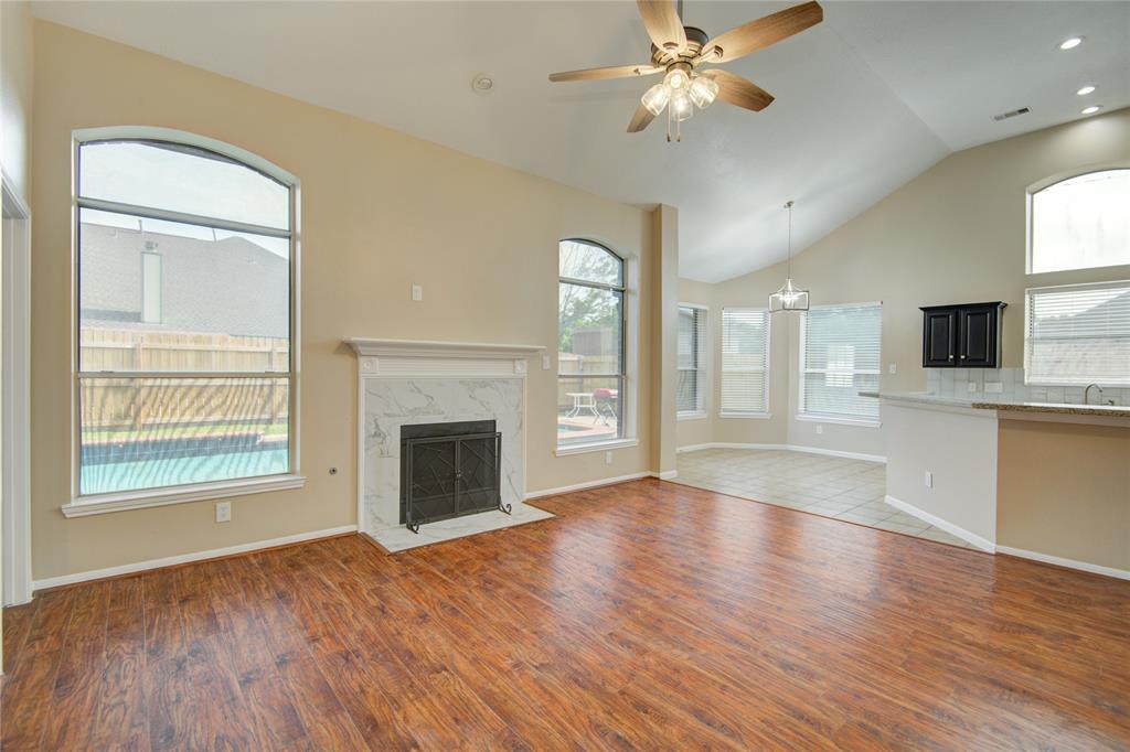 10900 Spruce Drive, La Porte, Texas image 20