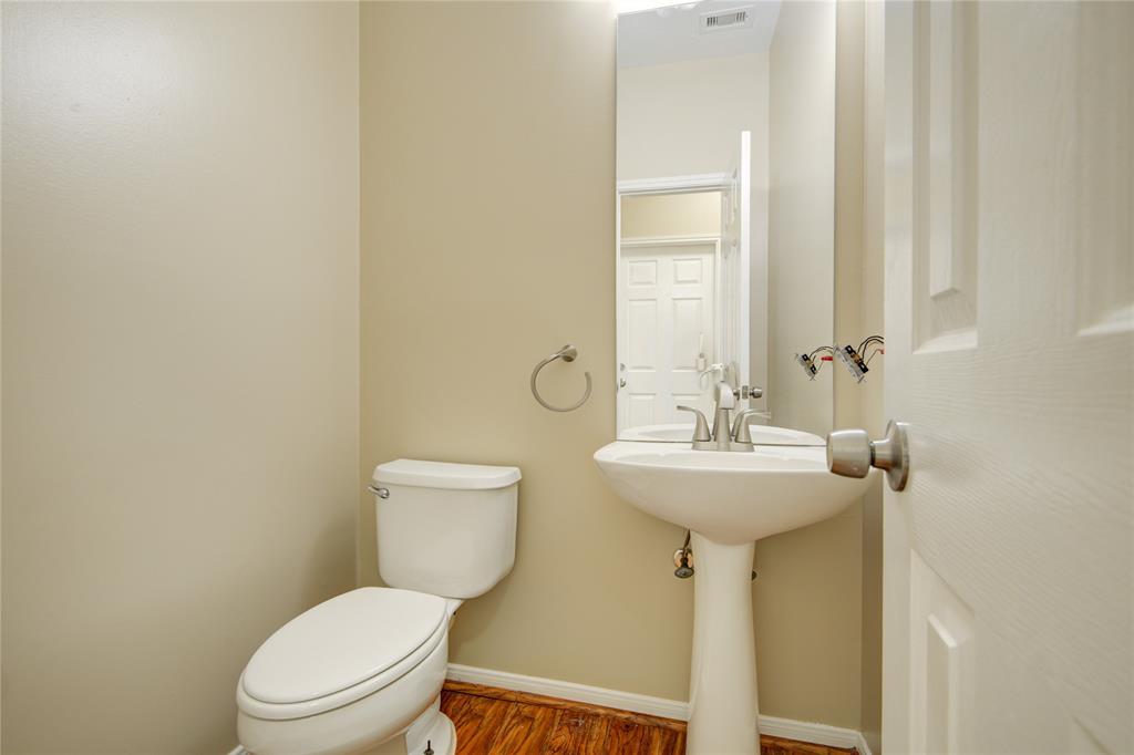 10900 Spruce Drive, La Porte, Texas image 30