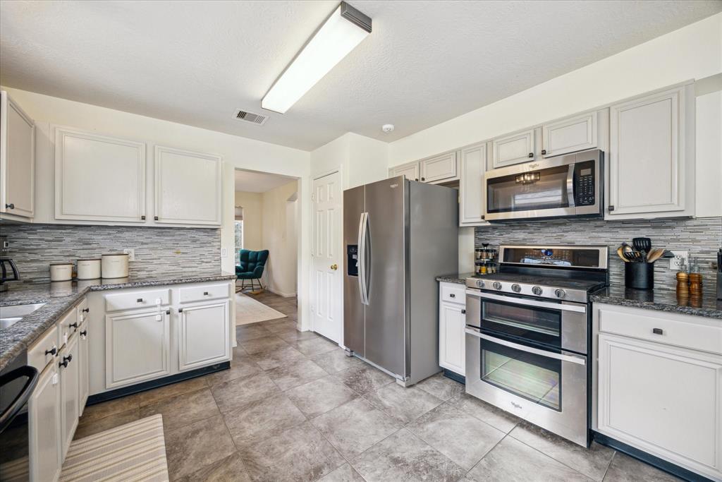 5727 Brenwood Glen Trail, Katy, Texas image 13