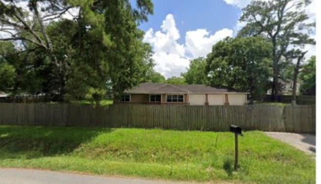 9206 Everglade Drive, Houston, Texas image 3