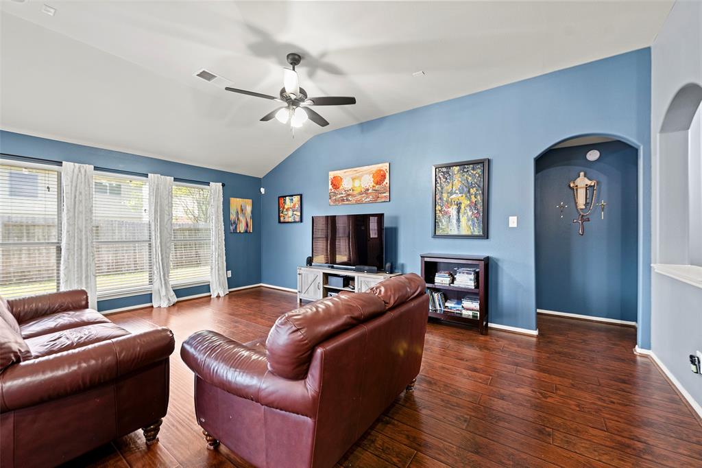 20611 Raincrest Drive, Katy, Texas image 5