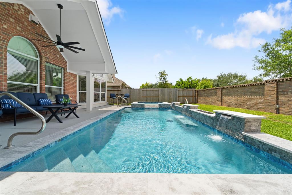 14823 Barton Grove Lane