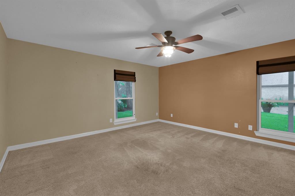 402 Pine Manor Dr Dr, Conroe, Texas image 11