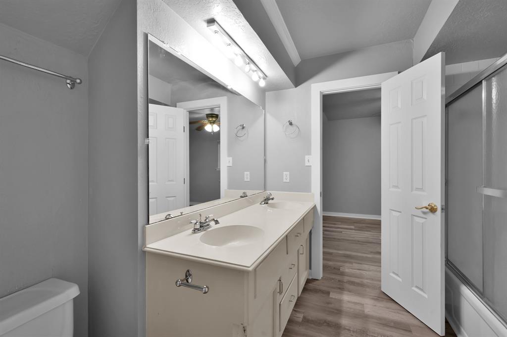 402 Pine Manor Dr Dr, Conroe, Texas image 18