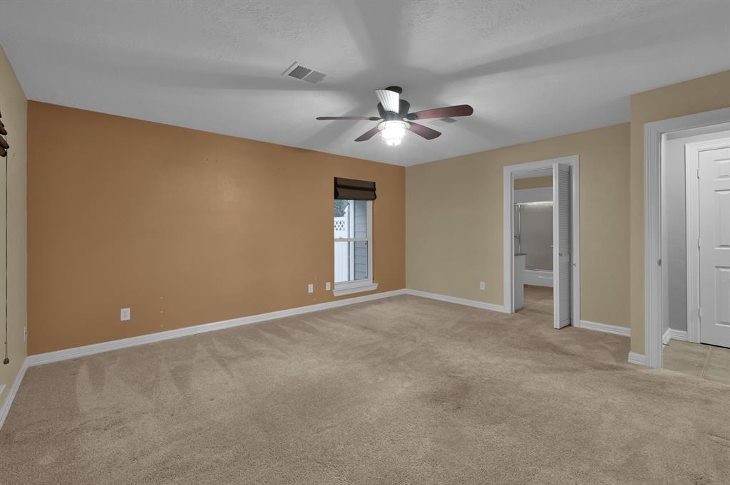 402 Pine Manor Dr Dr, Conroe, Texas image 12