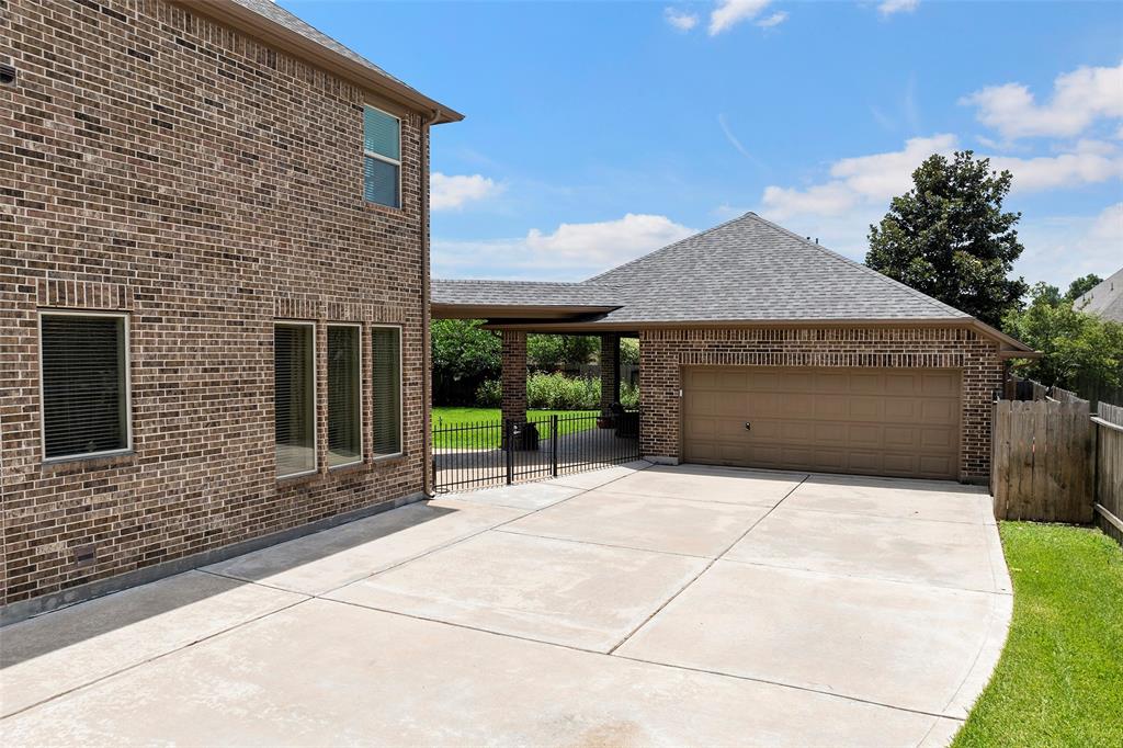 21111 Lexxe Creek Court