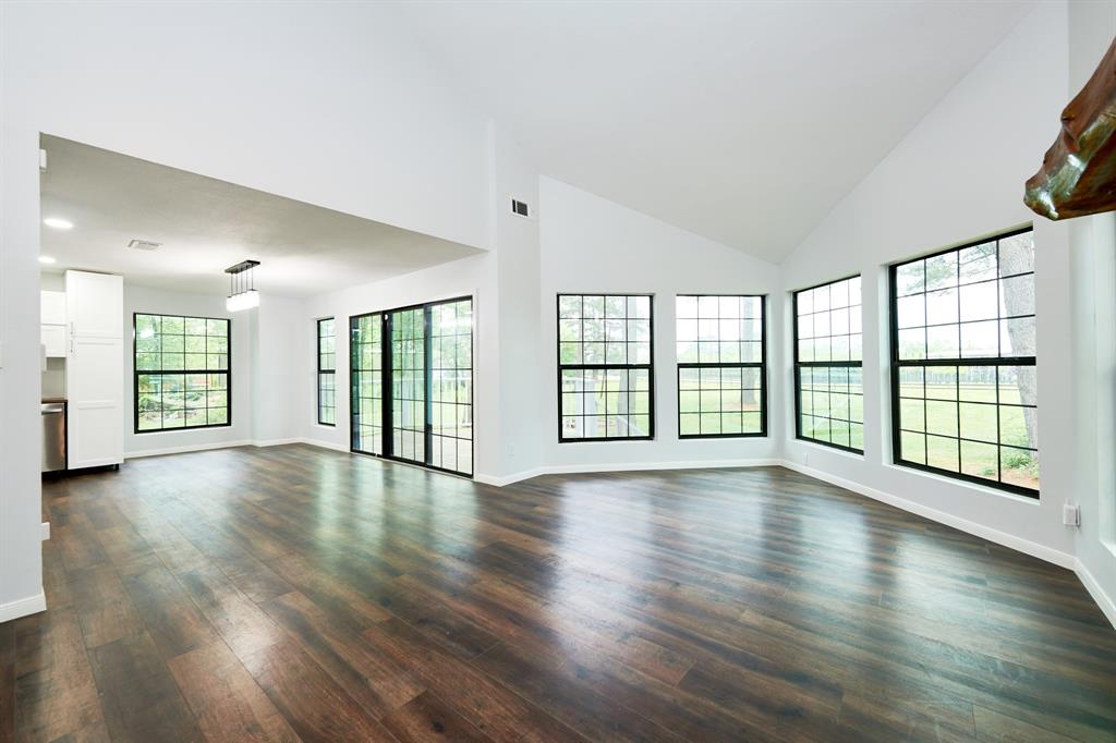 33319 Lago Vista Real, Magnolia, Texas image 9