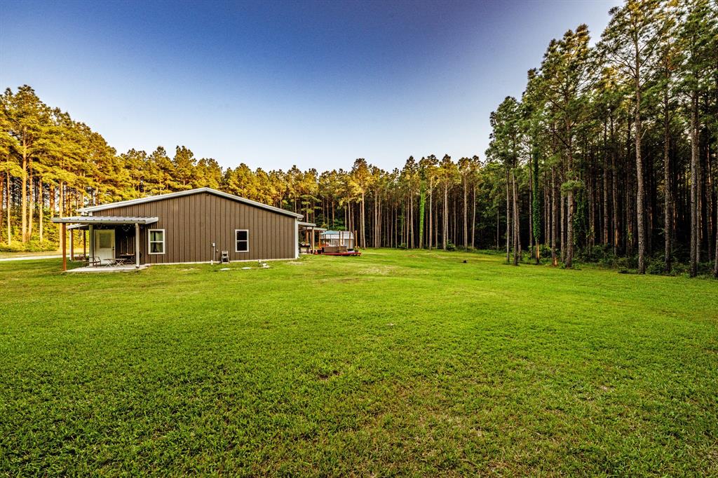1515A Fm 247, Huntsville, Texas image 32