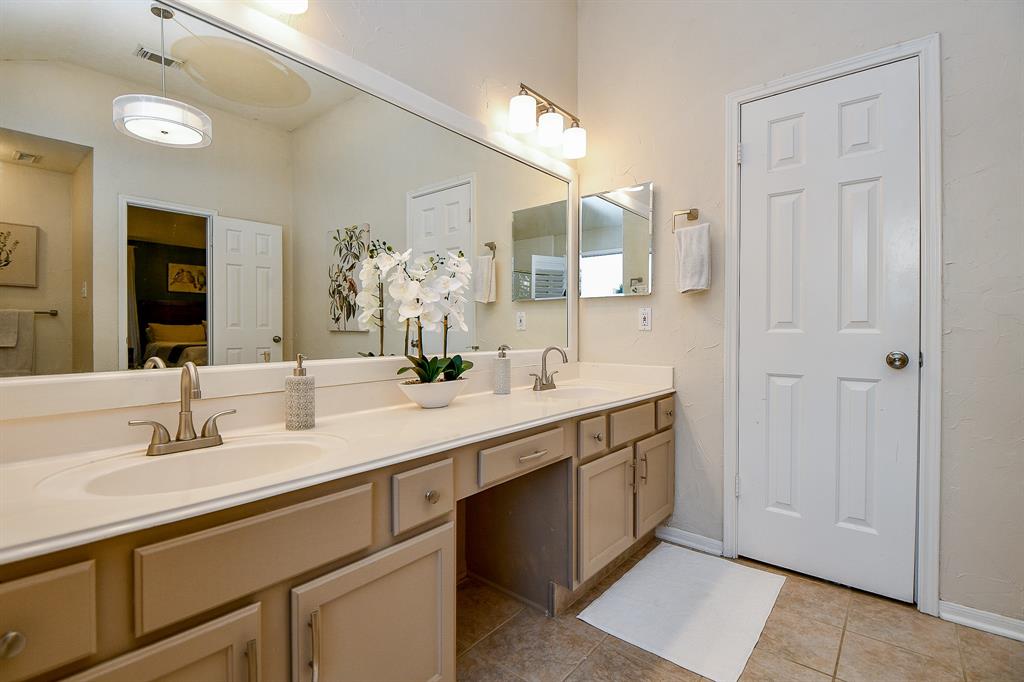 117 Island Breeze Circle, League City, Texas image 31