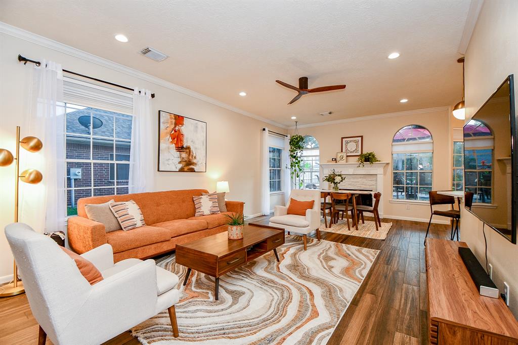 117 Island Breeze Circle, League City, Texas image 15