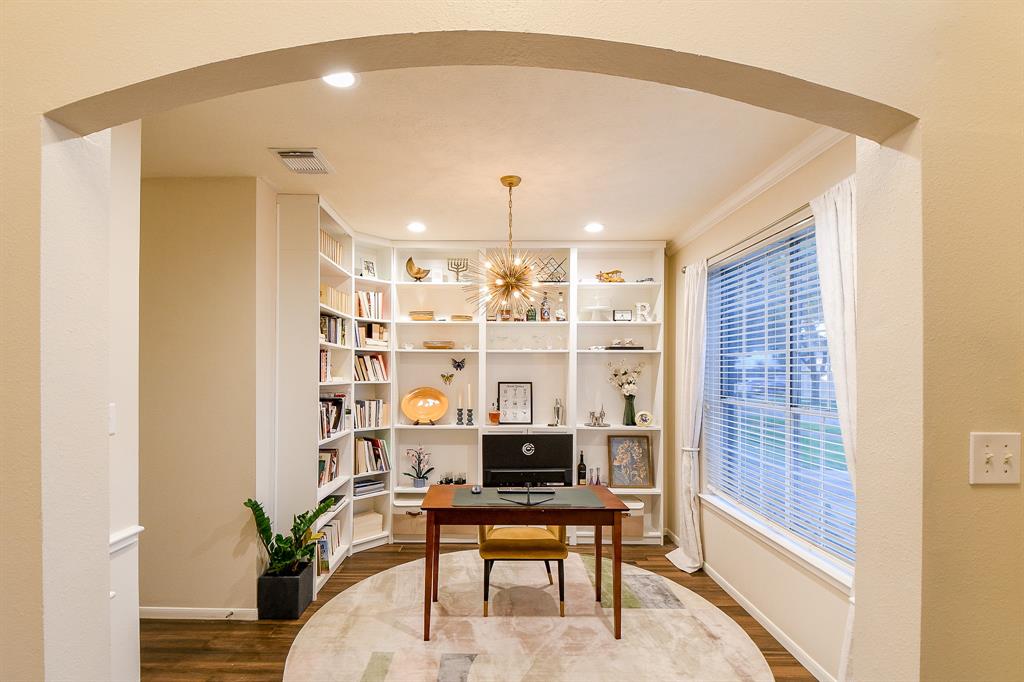 117 Island Breeze Circle, League City, Texas image 11
