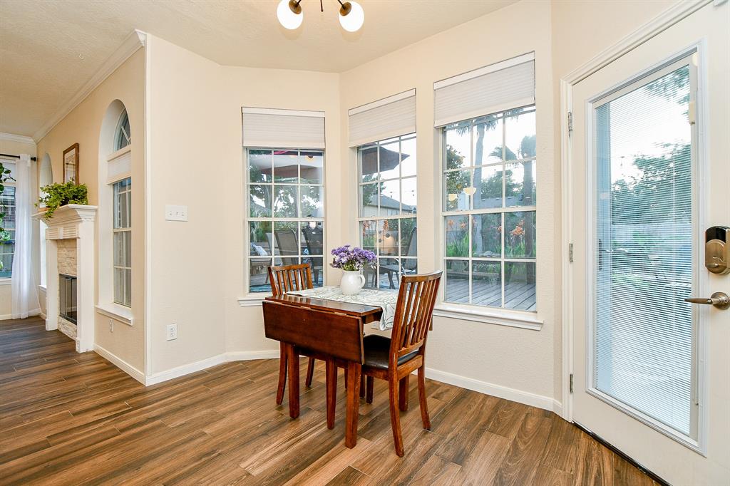 117 Island Breeze Circle, League City, Texas image 22