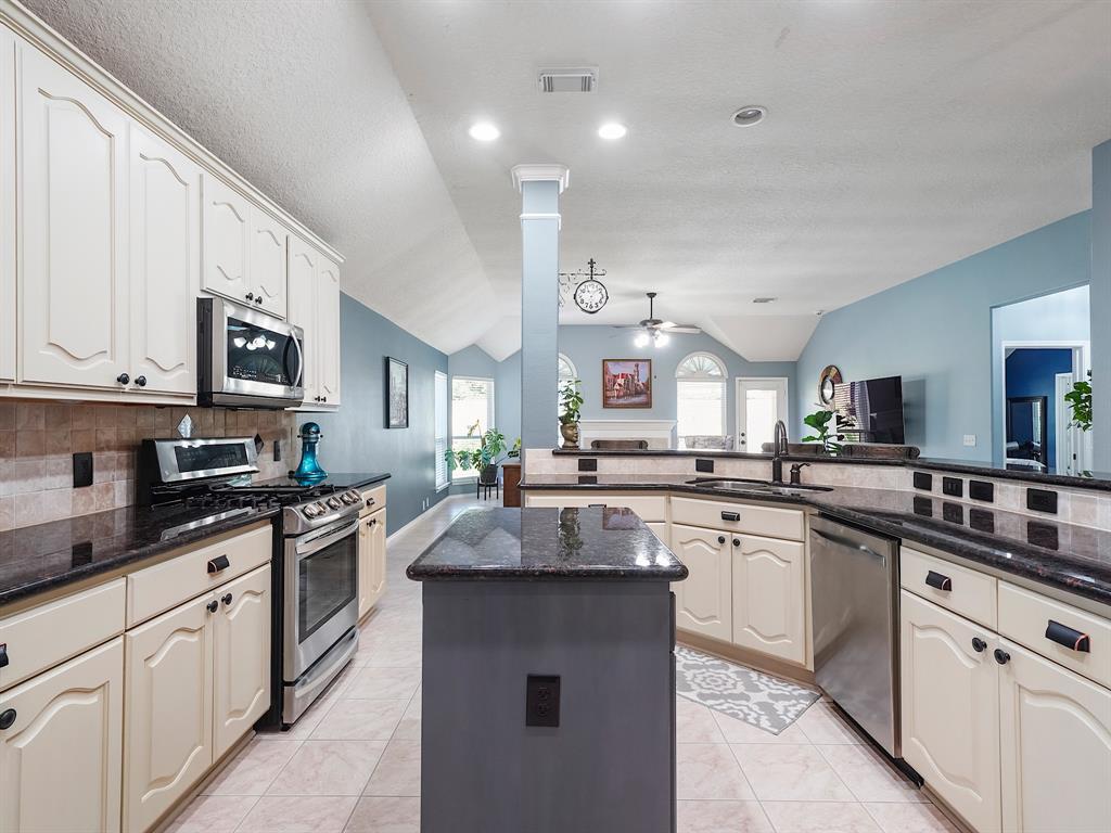 3114 Windemere Park Lane, Katy, Texas image 10