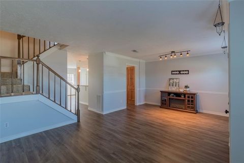 Townhouse in Houston TX 12178 Beamer Road 6.jpg