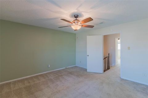 Townhouse in Houston TX 12178 Beamer Road 18.jpg