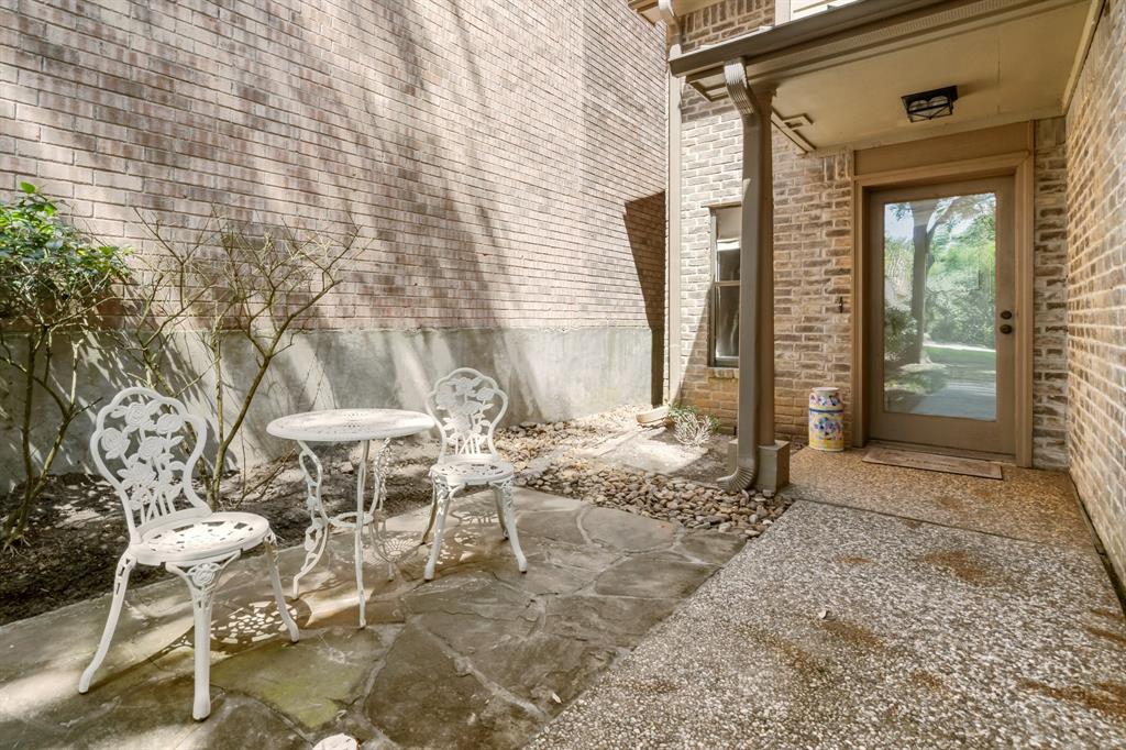 112 Cove Point