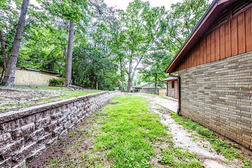 224 Olive Street, Huntsville, Texas image 21