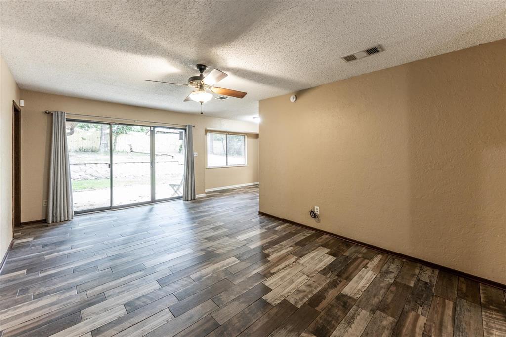 224 Olive Street, Huntsville, Texas image 6