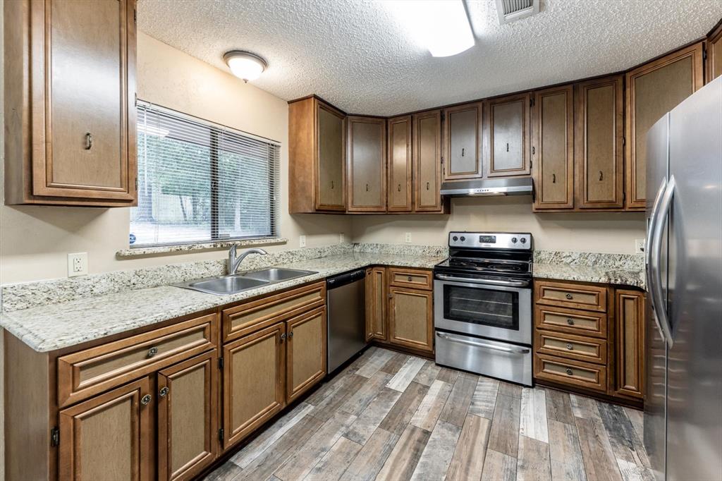 224 Olive Street, Huntsville, Texas image 10
