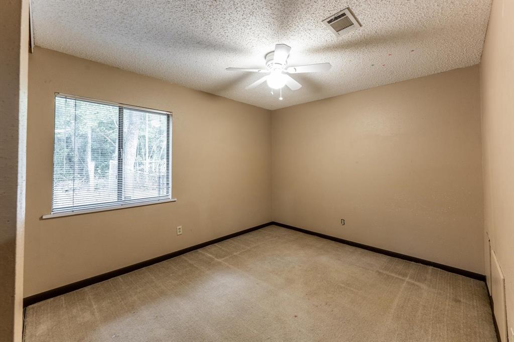 224 Olive Street, Huntsville, Texas image 16