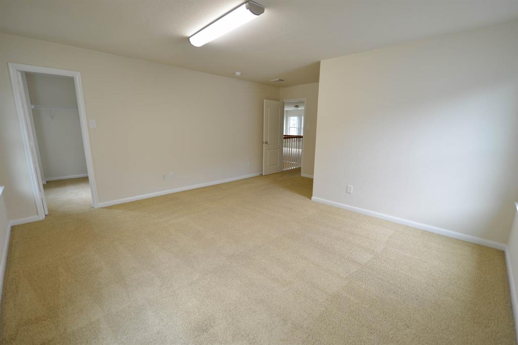 2822 Richland Spring Lane, Sugar Land, Texas image 23