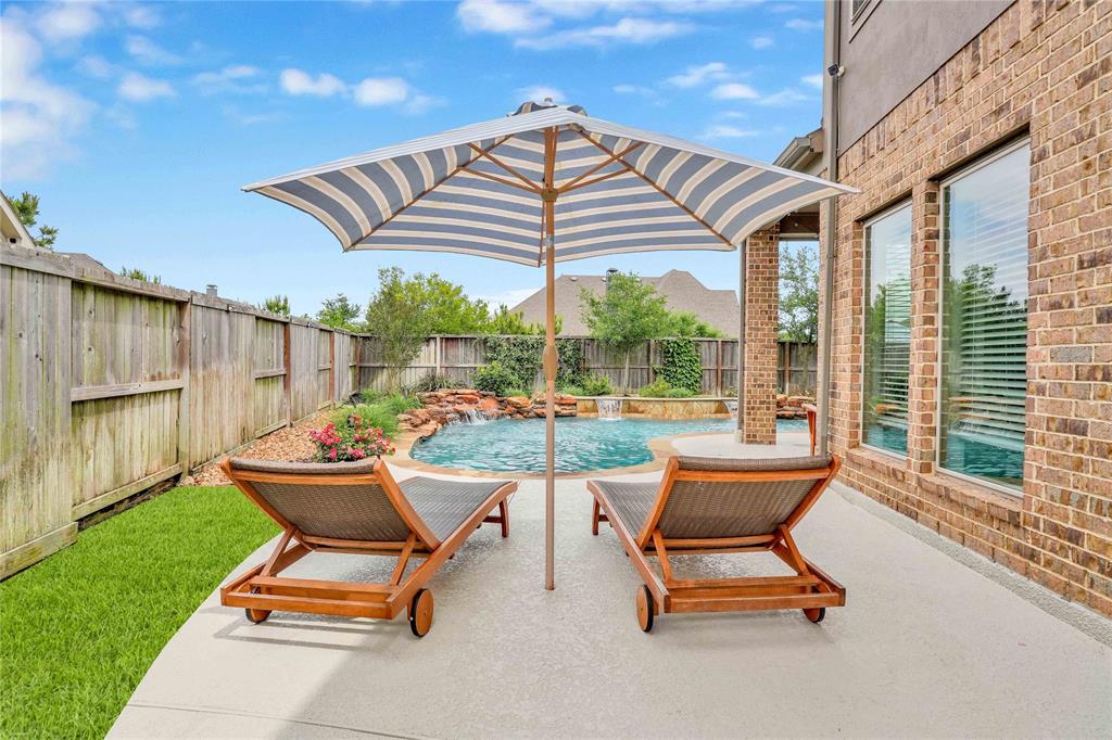2507 Lilac Point Lane, Brookshire, Texas image 12