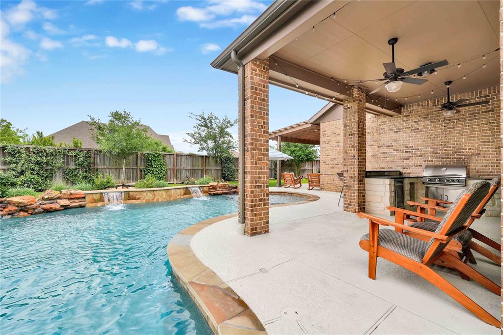 2507 Lilac Point Lane, Brookshire, Texas image 5