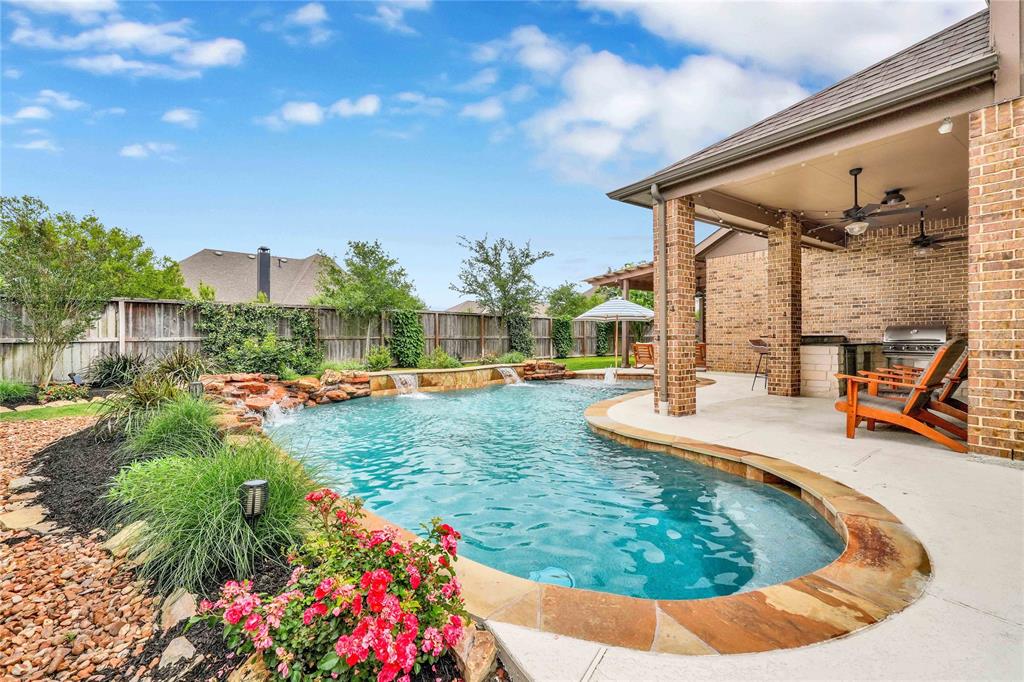 2507 Lilac Point Lane, Brookshire, Texas image 3