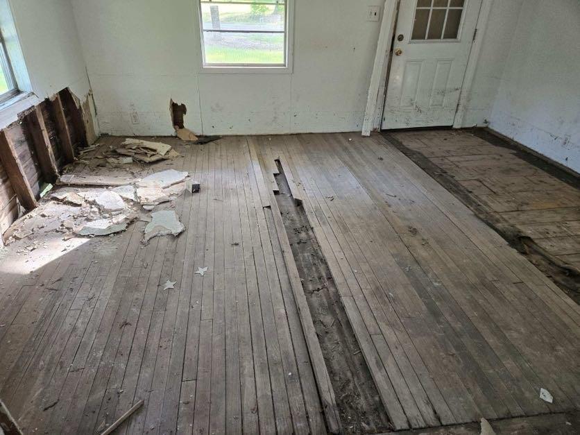 120 Lawrence Lane, Vidor, Texas image 4