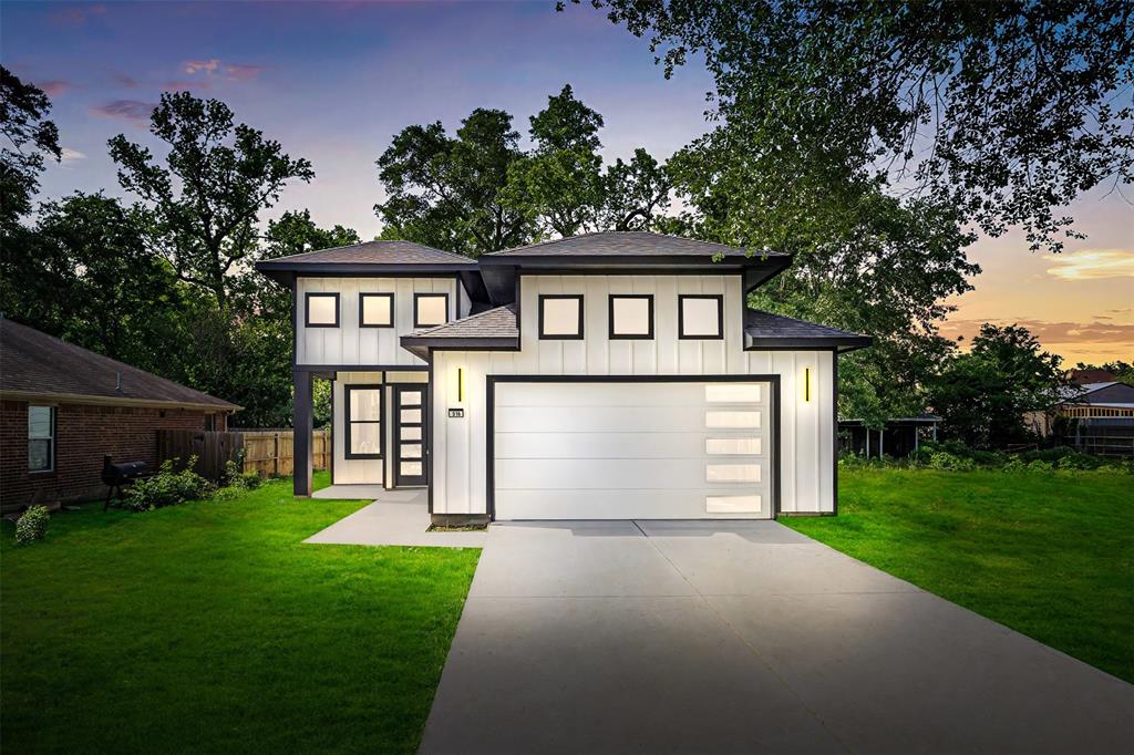 316 E Oakdale Street, Dayton, Texas image 1