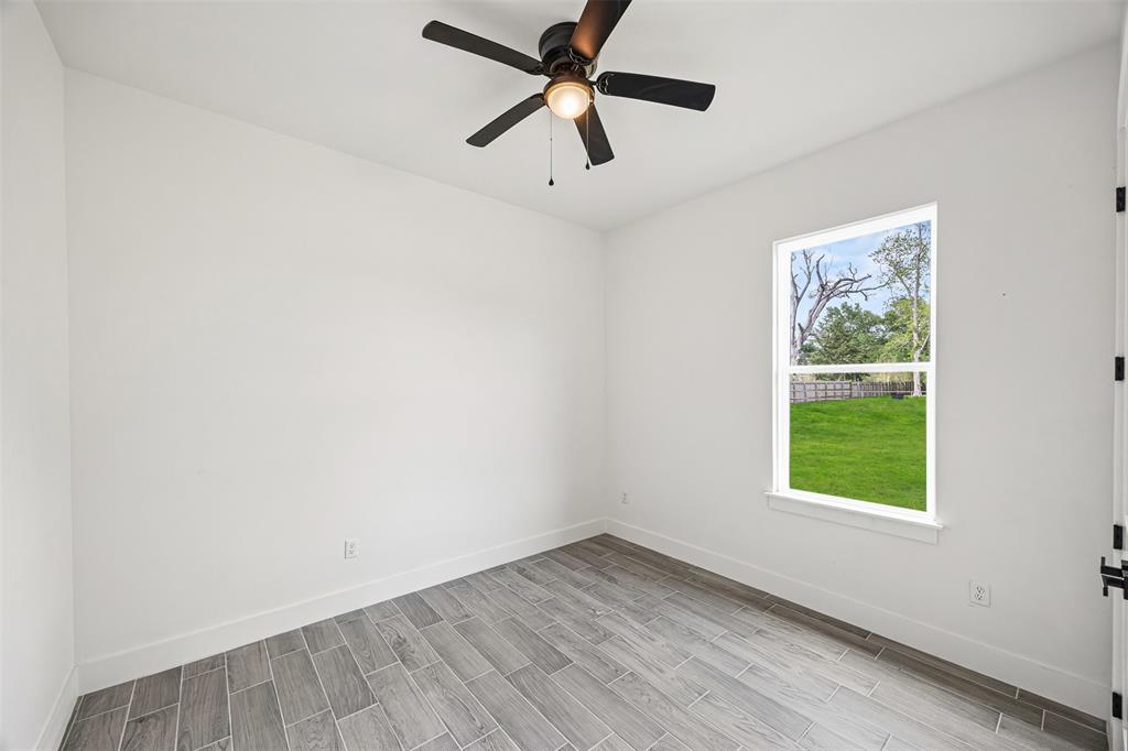 316 E Oakdale Street, Dayton, Texas image 13