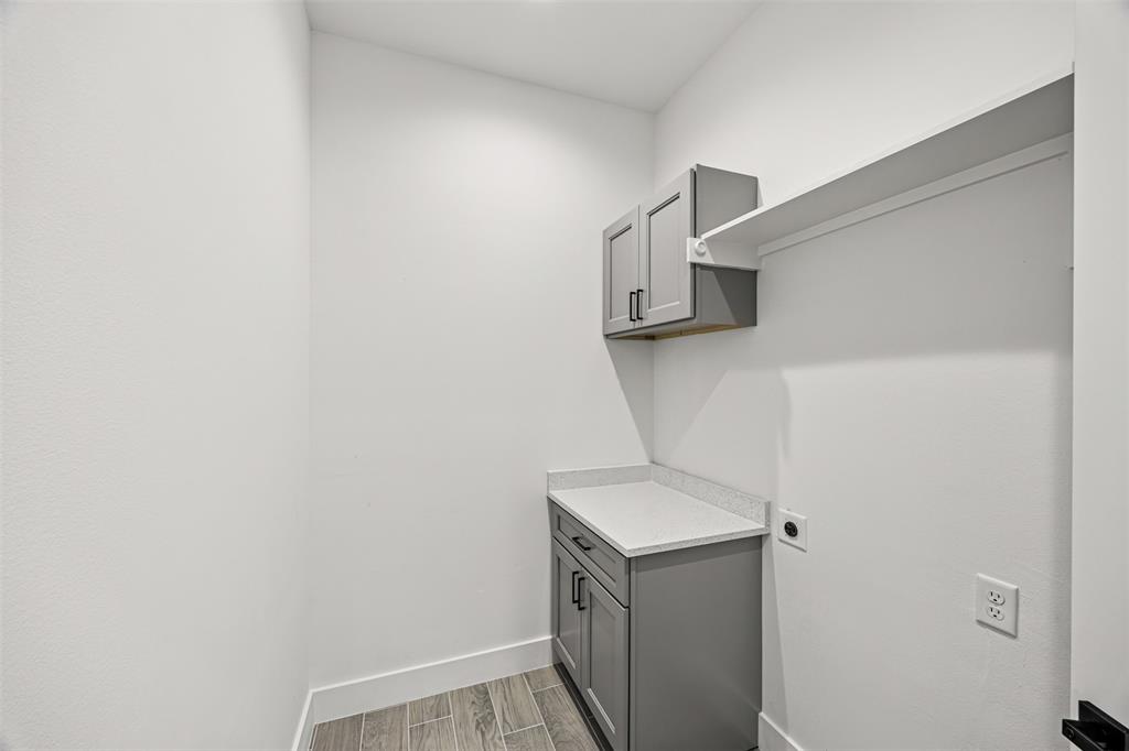 316 E Oakdale Street, Dayton, Texas image 12