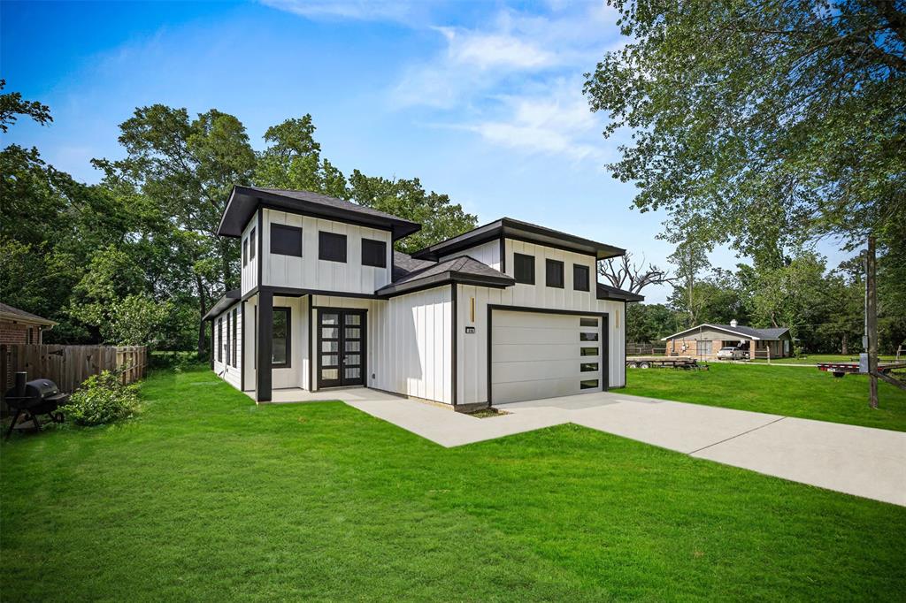 316 E Oakdale Street, Dayton, Texas image 5