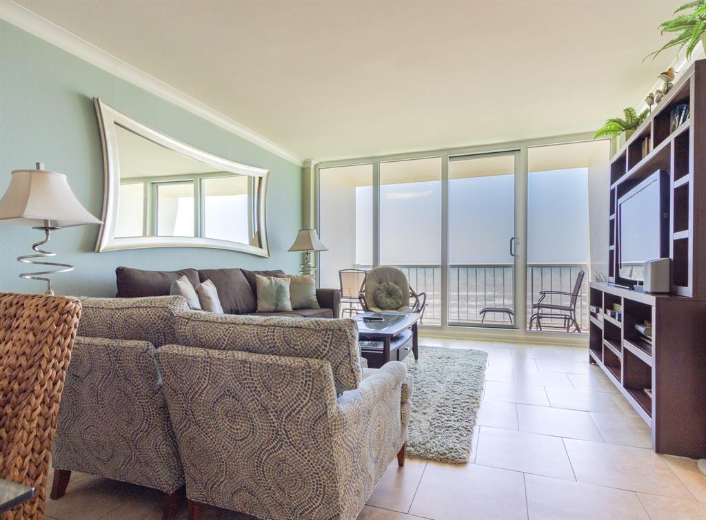 1401 E Beach Drive 903