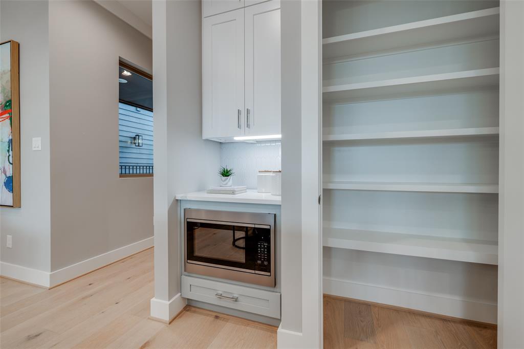 612 W Clay Street, Houston, Texas image 11
