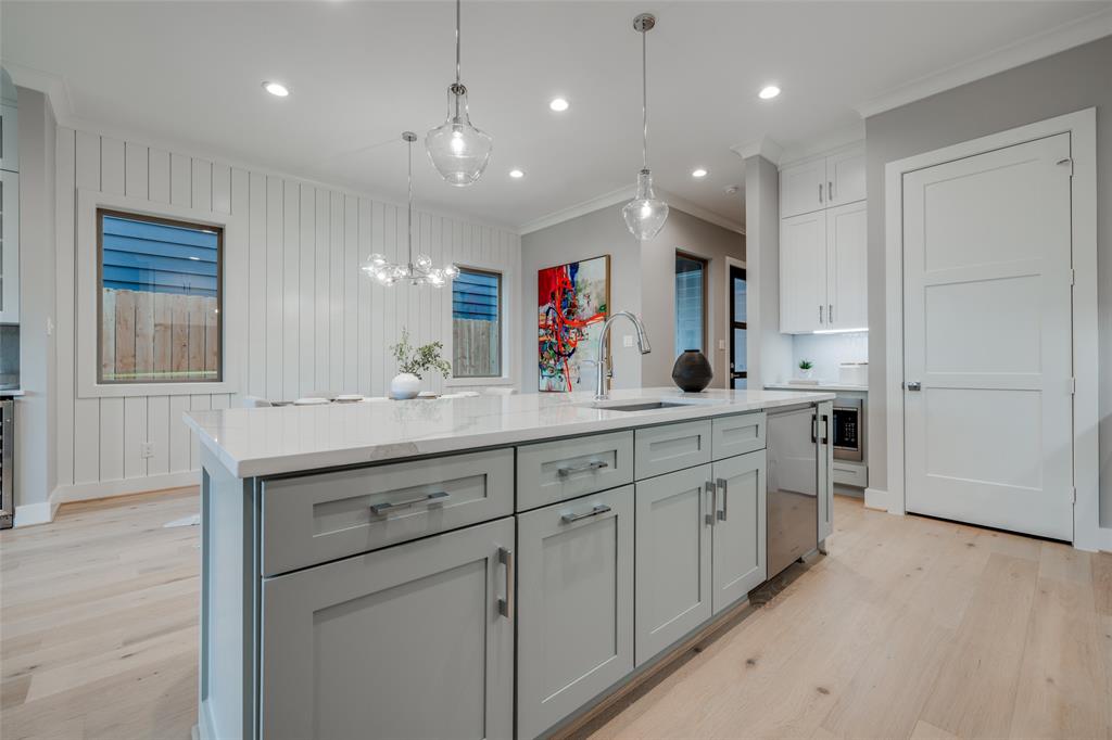 612 W Clay Street, Houston, Texas image 12